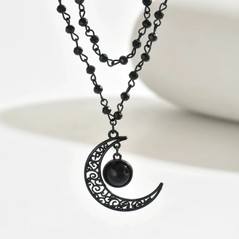 Layered Pendant Necklace Aesthetic - قلادة هلالية متعددة الطبقات بتصميم قوطي