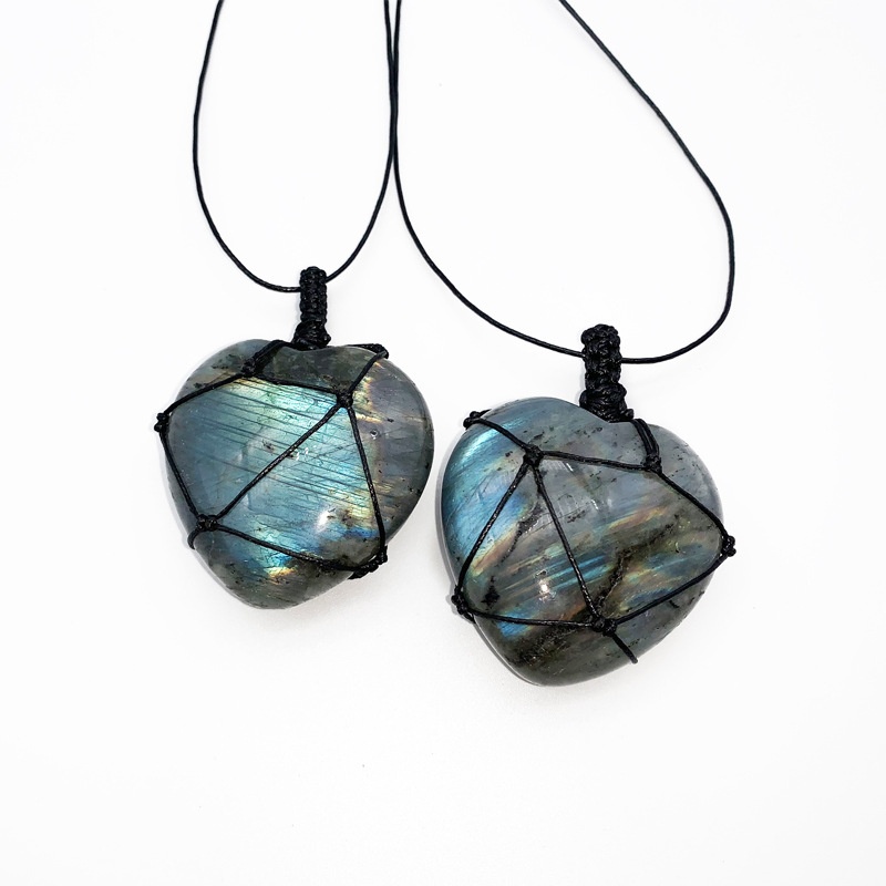 Crystal Pendant Necklace Natural Stone - قلادة على شكل قلب من حجر