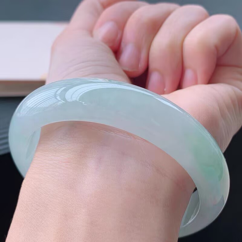 سوار من اليشم الشمعي أحادي الل - مراجعة Bracelets وسعره