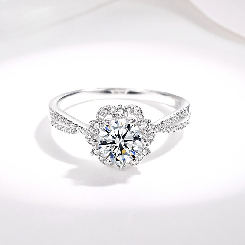 خاتم مويسانيت فضي S925 من AETE - مراجعة Moissanite Engagement Ring 1 Carat وسعره